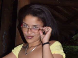 naked webcam girl photo LunaRuselly