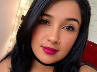 naked webcam girl photo LuxyMia
