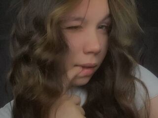 cam girl fingering pussy LylaPikey