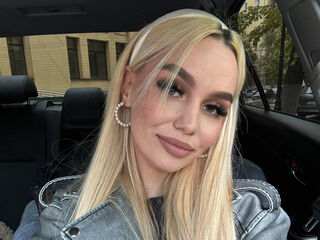 nude webcam girl pic LynGriscom