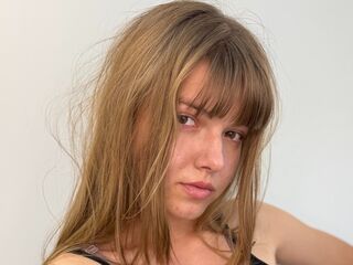 nude cam picture LynetteOba