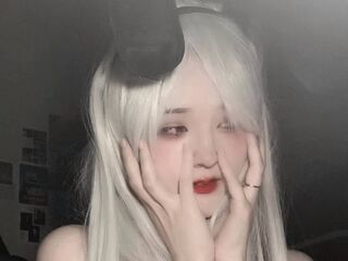 hot cam girl fingering shaved pussy MargaretPeters