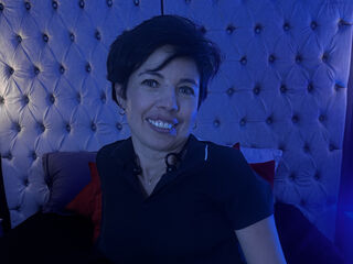free live chart room MarietteAdams