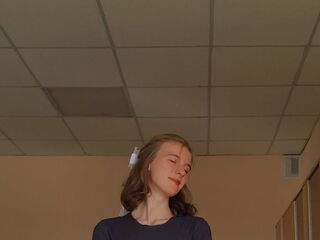 cam hooker chatroom MaryjanePorter