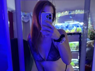 beautiful webcamgirl MelliMaus