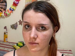 camwhore shaved pussy MilanaKlark