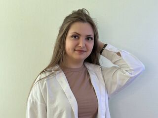 cam hooker MildaTaddio