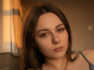 camslut webcam video MireyaElowen