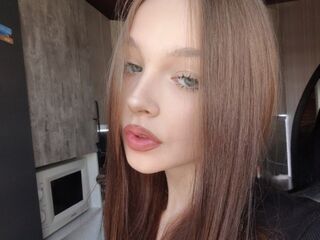 camwhore picture MitsuePersson