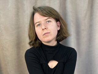 camgirl MoiraElletson
