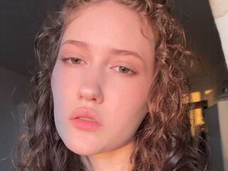 cam girl showing tits MyrnaCarozza