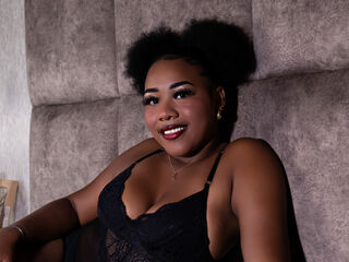 camgirl fingering shaved pussy NaiaSimpson