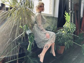 camgirl NikaRocks