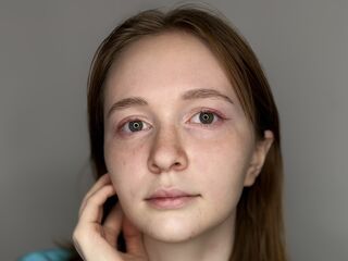 chat room webcam photo NishaDambrosi