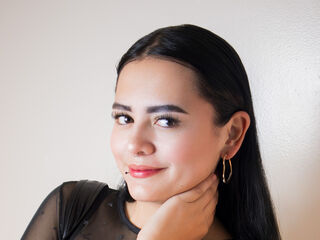 cam girl masturbating with vibrator NyxaRaven