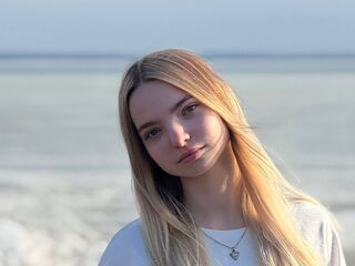 stripper cam RaguelMetenosky