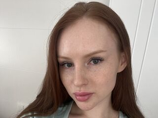 girl fingering bald pussy RosalineGigi
