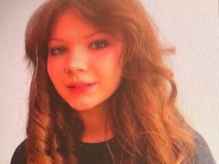 camslut masturbating RosieWalmont