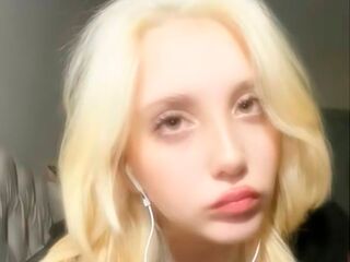 sexy webcamgirl pic RubiAntonakos