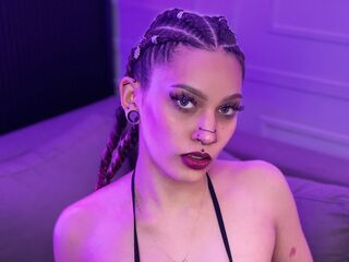 camslut topless RubyAurielle