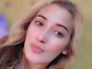 livesex cam girl SafiraHilwa