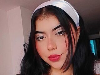 free webcam chat room SalomeKio