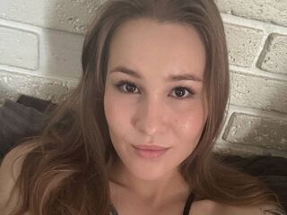 chat room webcam photo SandraCheecks