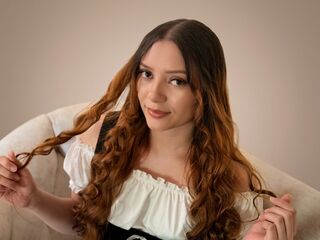 naked girl with live cam SaraDrew