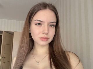 camslut SenaidaRowson