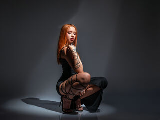 naughty camgirl fingering pussy SerenaJaramillo