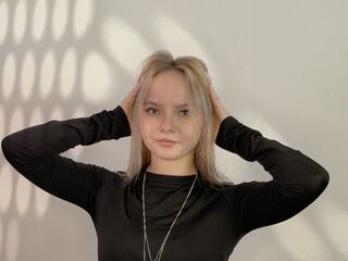 cam girl chatroom ShakiraMenches