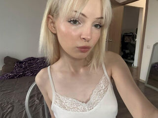 girl webcam SigneQuiroz
