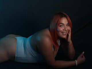 camgirl playing with dildo SolangeMendoza