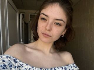 camgirl webcam photo UshaSolgovic