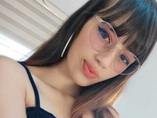 fingering webcamgirl picture YiyisMarthin