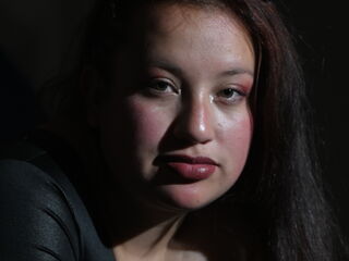 fingering cam girl ZaretRivera