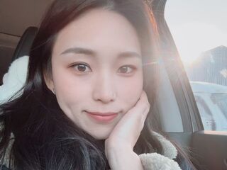 naughty camgirl picture ZhiYue