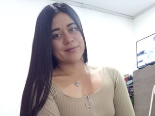 cam girl masturbating with vibrator ZoheCooper
